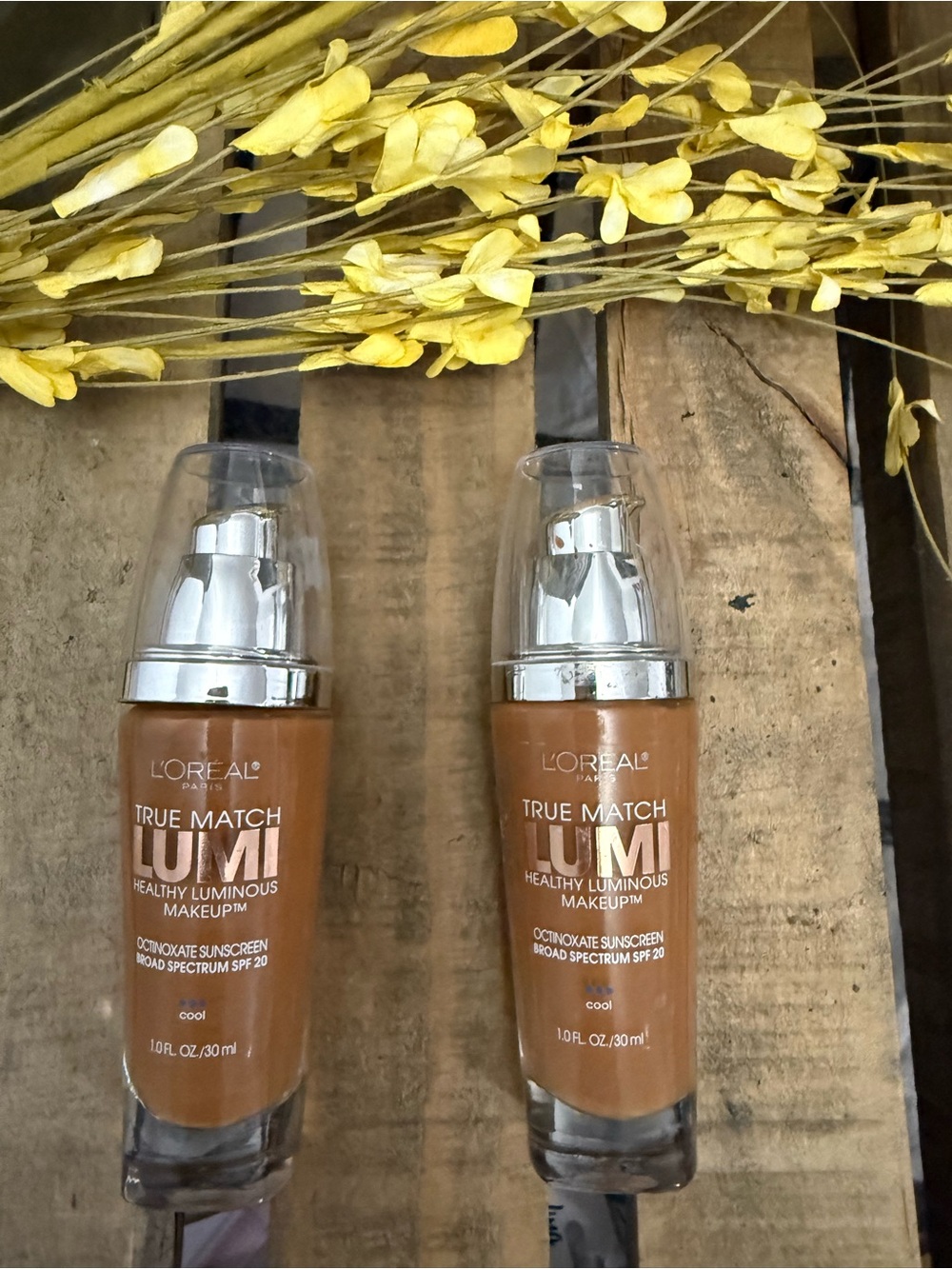 2- L'Oreal True Match Lumi Foundation C6 soft sable cool